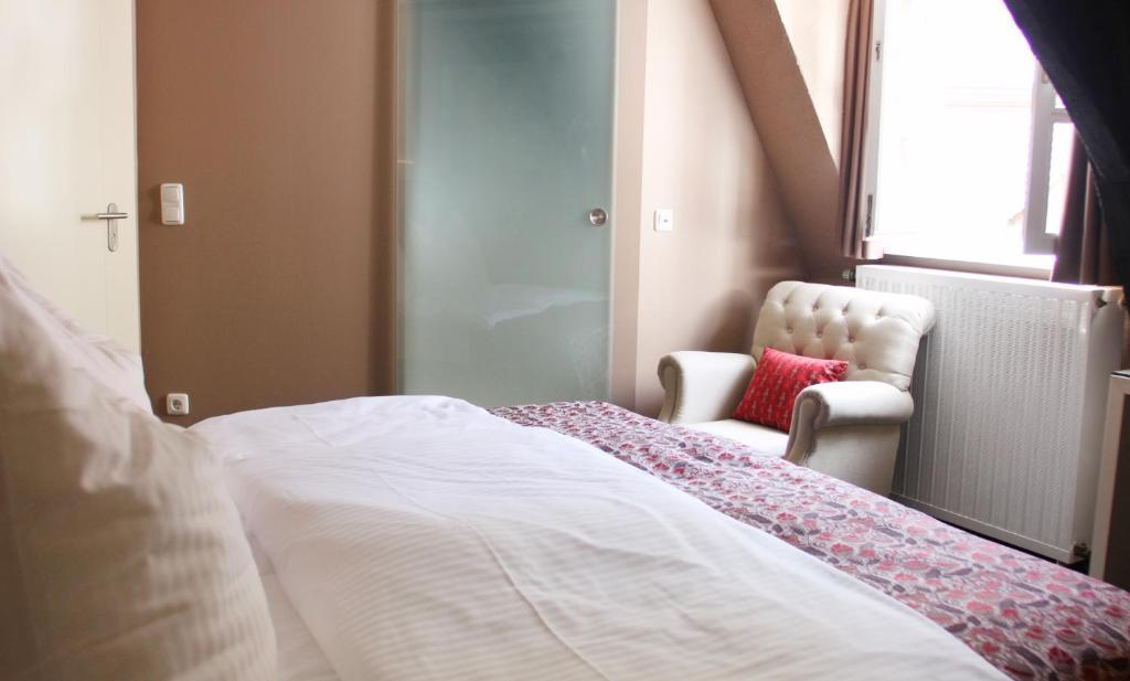 Hotel Schmuckkaestchen Милтенберг Стая снимка